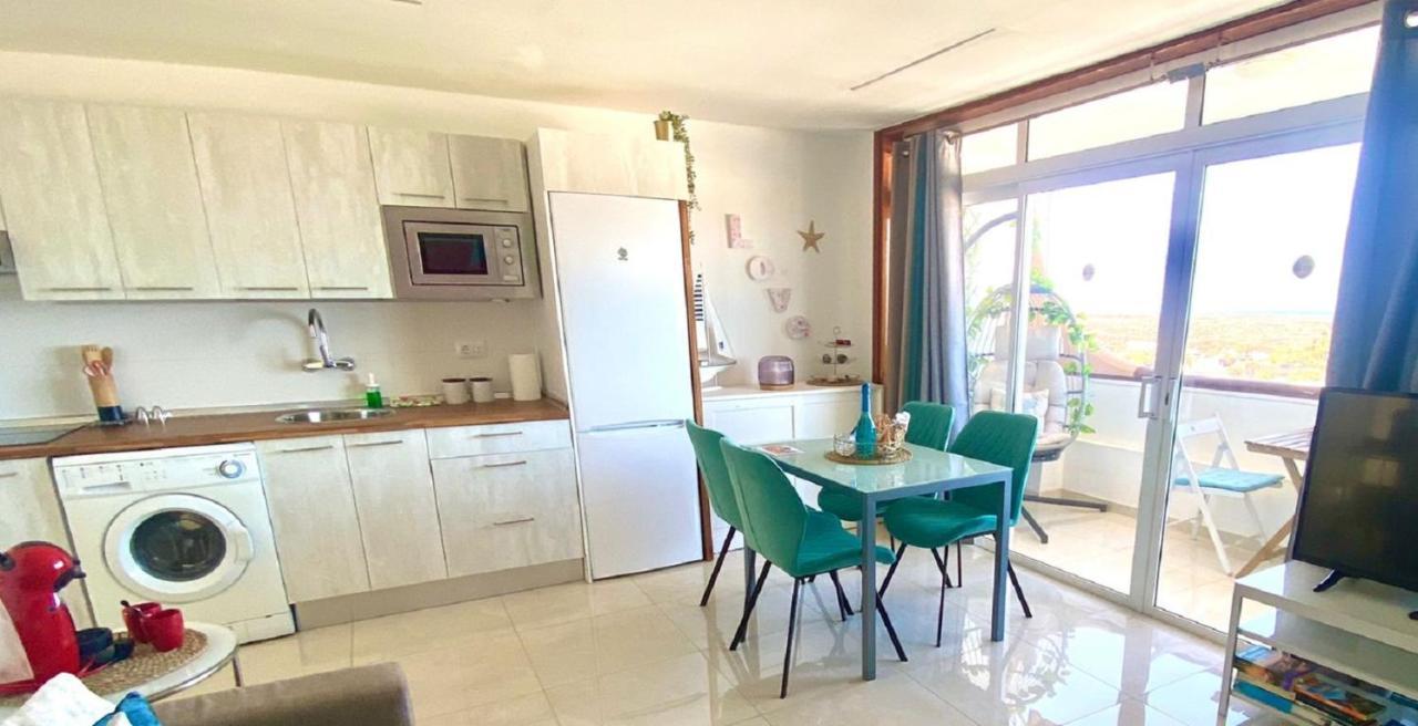 Ferienwohnung Ocean And Sun View In Palm Mar Exterior foto